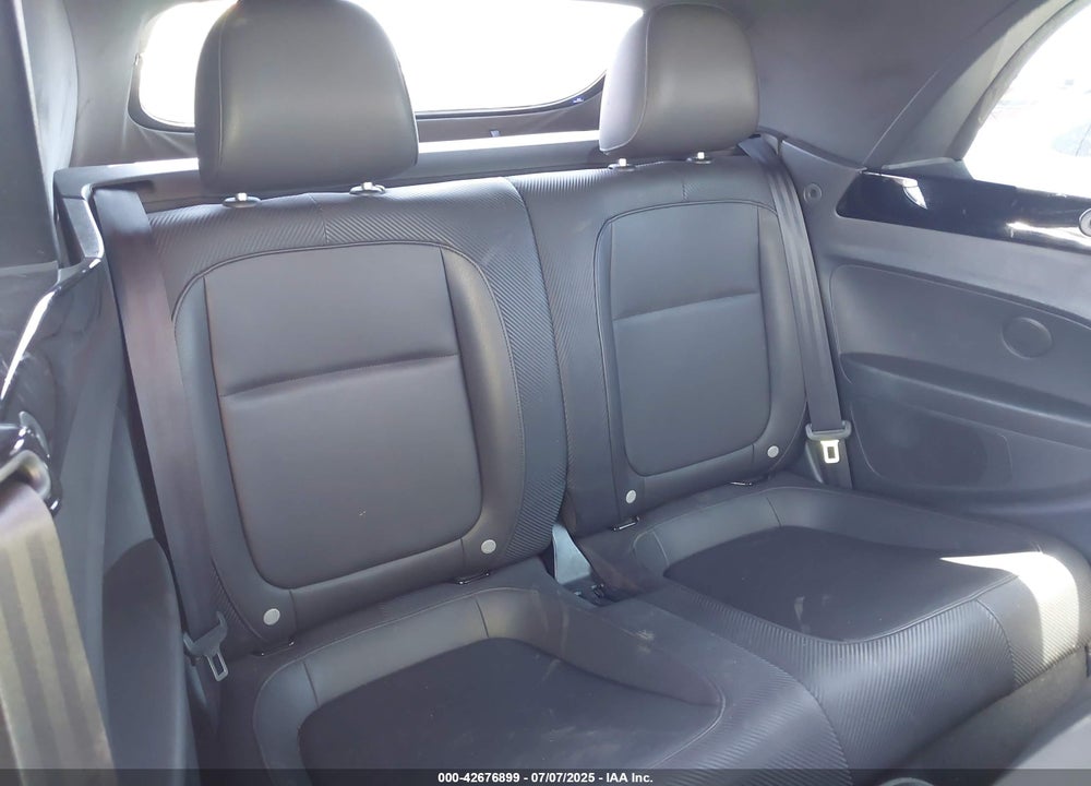 2013 VOLKSWAGEN BEETLE VIN: 3VW7A7AT4DM811815