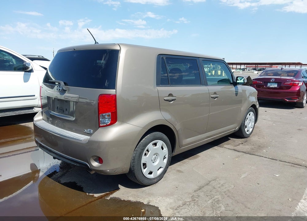 2013 SCION XB VIN: JTLZE4FE4DJ043621