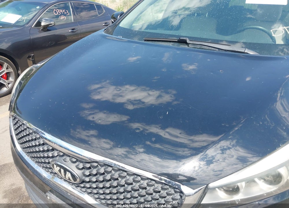 2016 KIA SORENTO 3.3L LX VIN: 5XYPGDA59GG072573