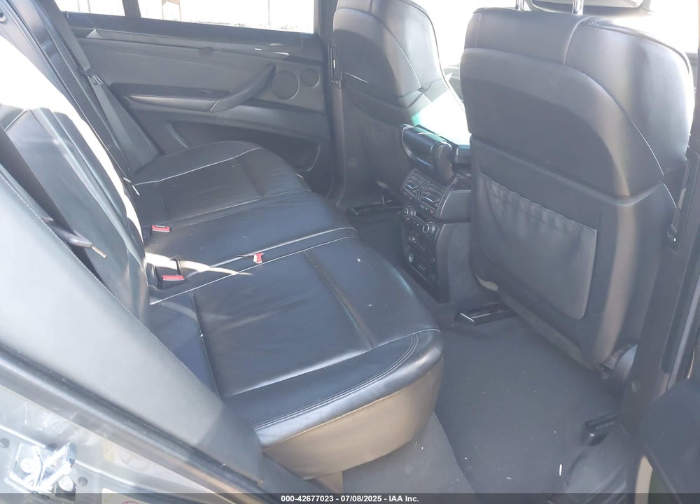 2008 BMW X5 VIN: 5UXFE83528LZ47681