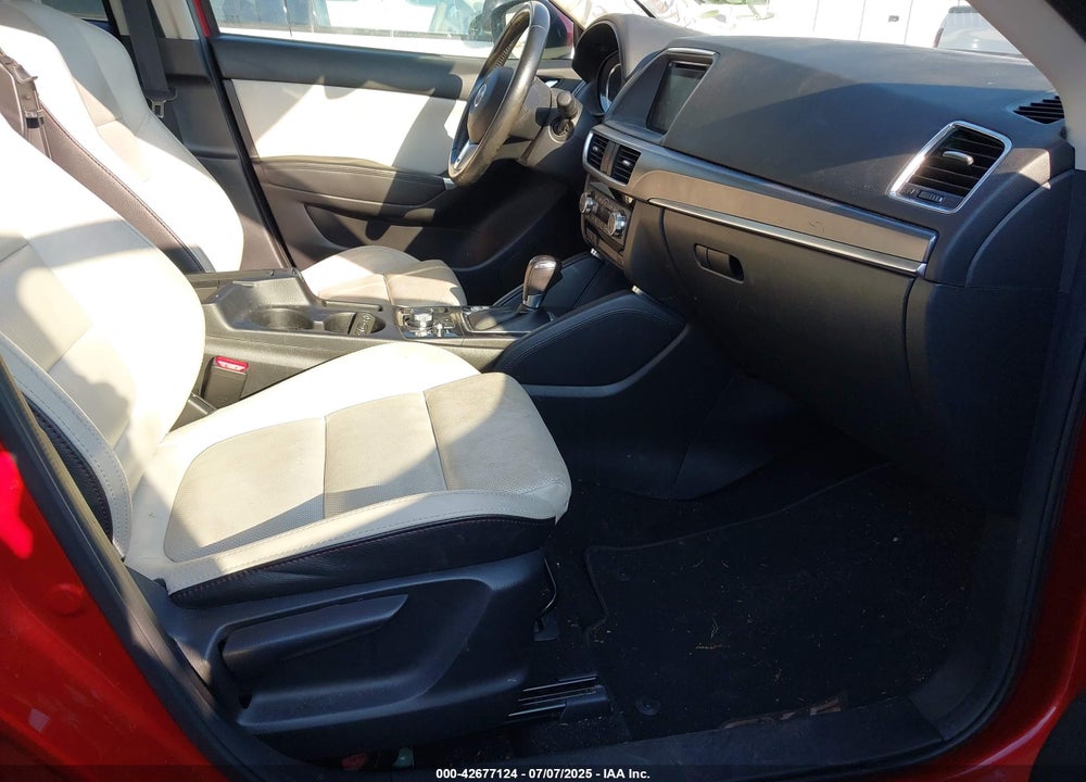 2016 MAZDA CX-5 VIN: JM3KE2DY1G0785782