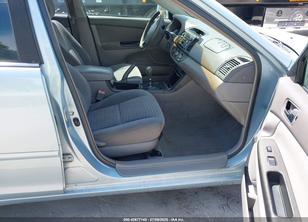 2005 TOYOTA CAMRY VIN: 4T1BE32K05U559795