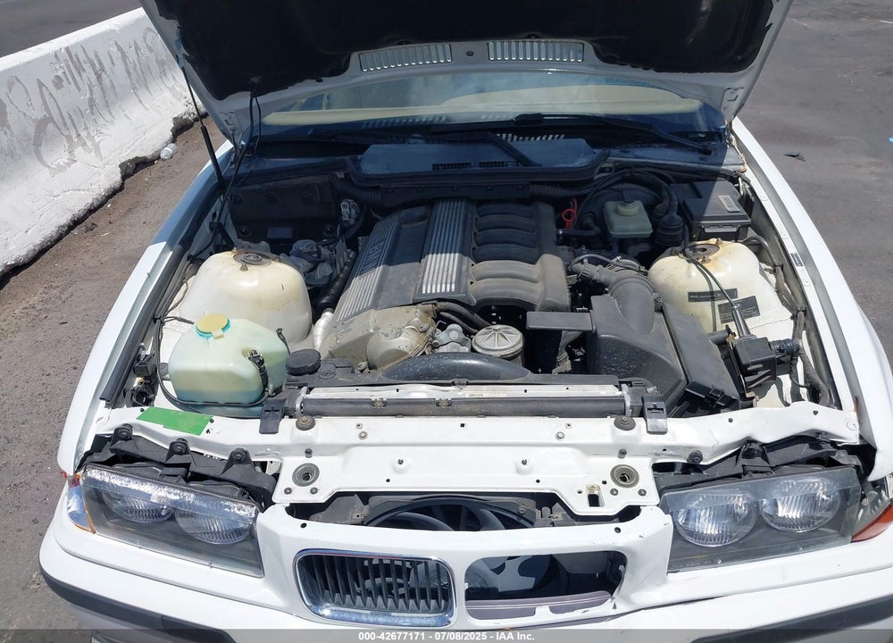1994 BMW 325 IC AUTOMATIC VIN: WBABJ6328RJD32118