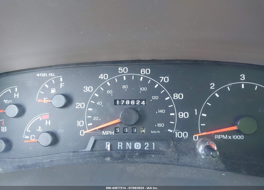 2001 FORD EXCURSION XLT VIN: 1FMNU41S11EB32749