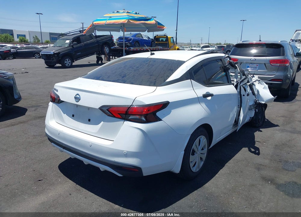 2021 NISSAN VERSA S 5-SPEED MANUAL TRANSMISSION VIN: 3N1CN8BV0ML818054