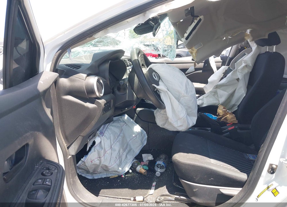 2021 NISSAN VERSA S 5-SPEED MANUAL TRANSMISSION VIN: 3N1CN8BV0ML818054