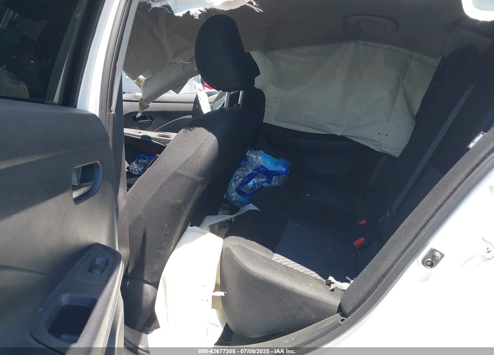 2021 NISSAN VERSA S 5-SPEED MANUAL TRANSMISSION VIN: 3N1CN8BV0ML818054