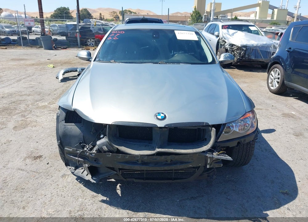 2008 BMW 3 SERIES VIN: WBAVA375X8NL44470