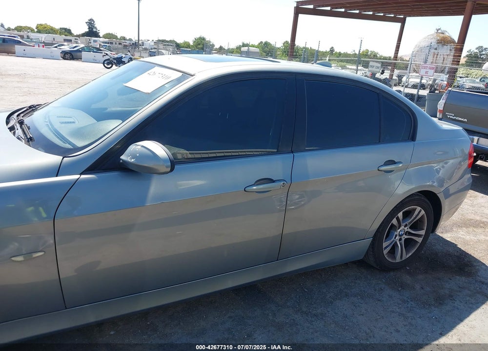 2008 BMW 3 SERIES VIN: WBAVA375X8NL44470