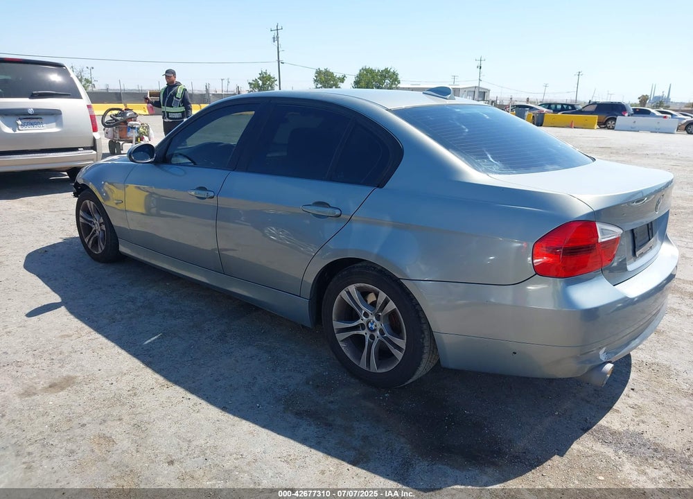 2008 BMW 3 SERIES VIN: WBAVA375X8NL44470