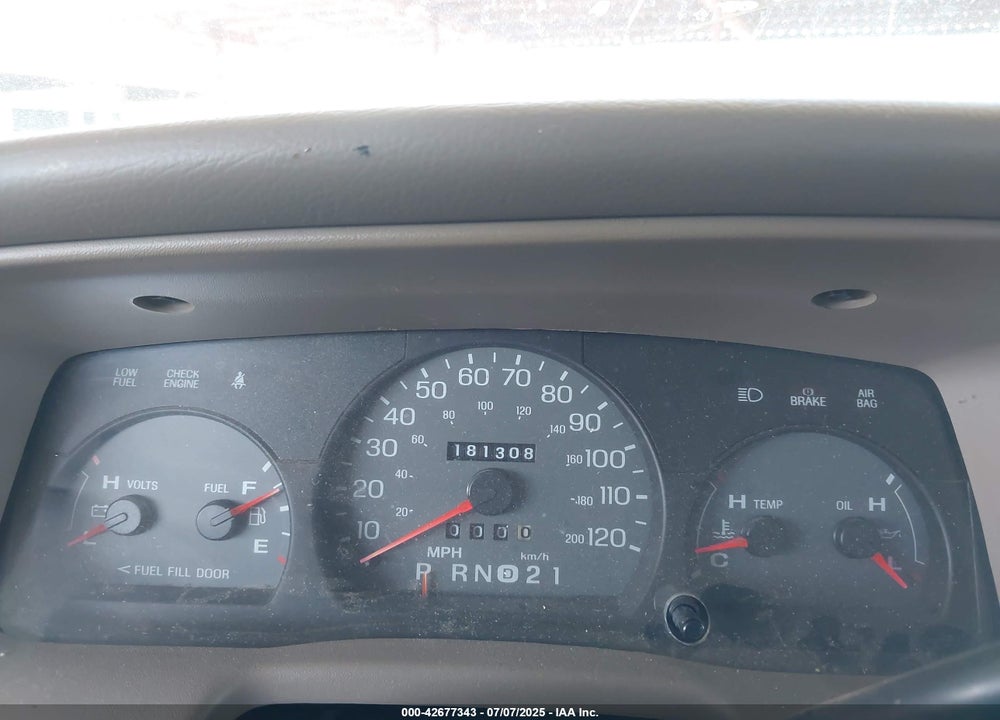 2004 MERCURY GRAND MARQUIS GS VIN: 2MEFM74W84X679740