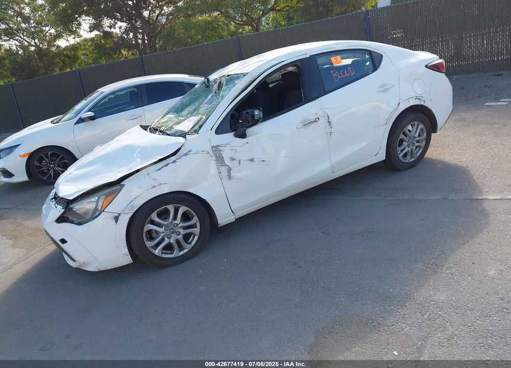 2016 SCION IA VIN: 3MYDLBZV7GY132256