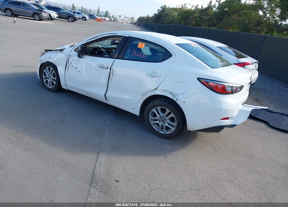2016 SCION IA VIN: 3MYDLBZV7GY132256