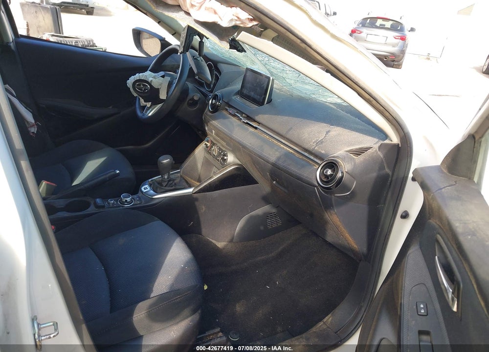 2016 SCION IA VIN: 3MYDLBZV7GY132256