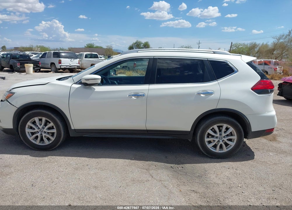 2017 NISSAN ROGUE VIN: JN8AT2MTXHW143403