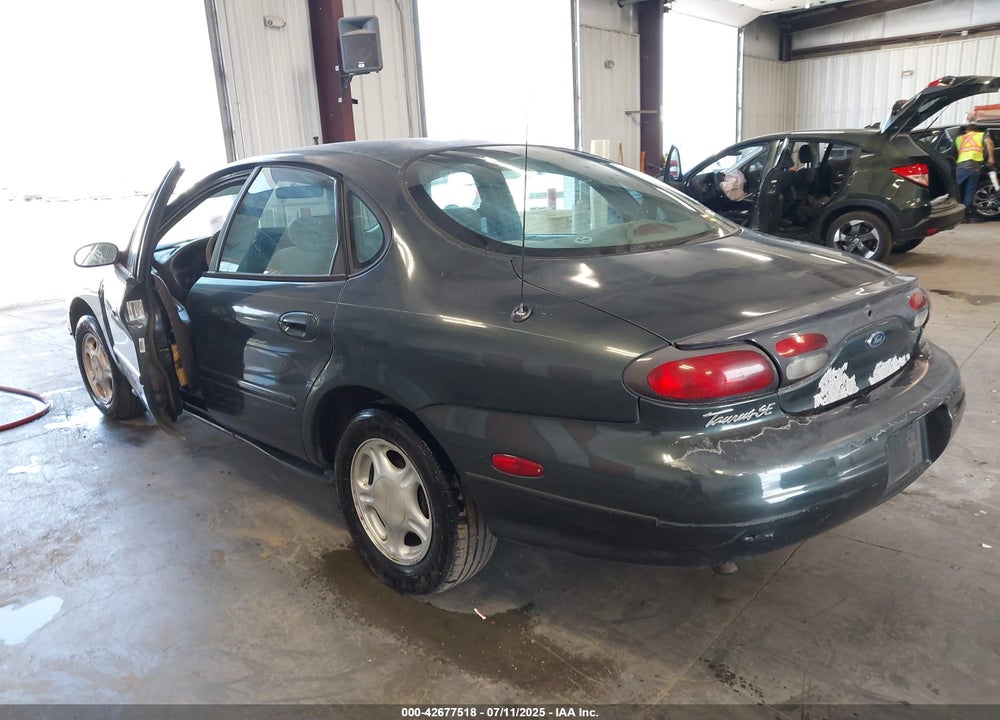 1998 FORD TAURUS LX/SE VIN: 1FAFP52U2WG140995