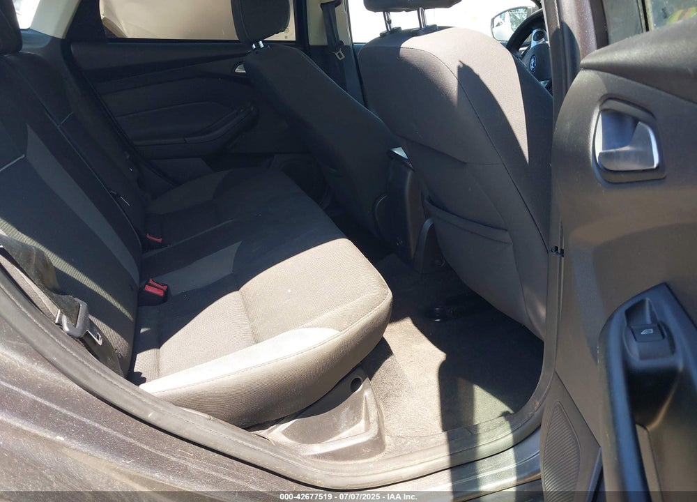 2013 FORD FOCUS VIN: 1FADP3F26DL266821