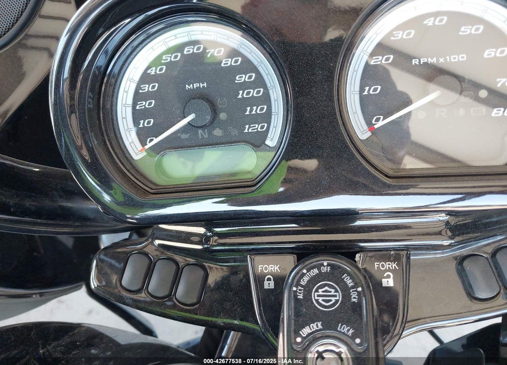 2021 HARLEY-DAVIDSON FLTRK VIN: 1HD1KZF19MB673915