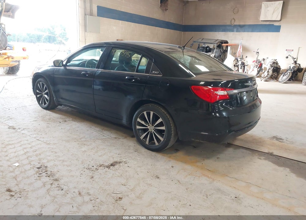 2013 CHRYSLER 200 VIN: 1C3CCBCG4DN743766