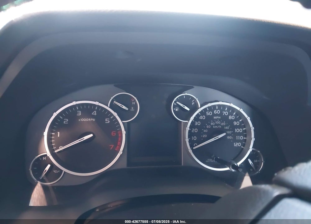2016 TOYOTA TUNDRA LIMITED 5.7L V8 VIN: 5TFHY5F17GX518181