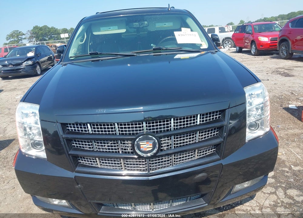 2013 CADILLAC ESCALADE VIN: 1GYS4CEF4DR373579