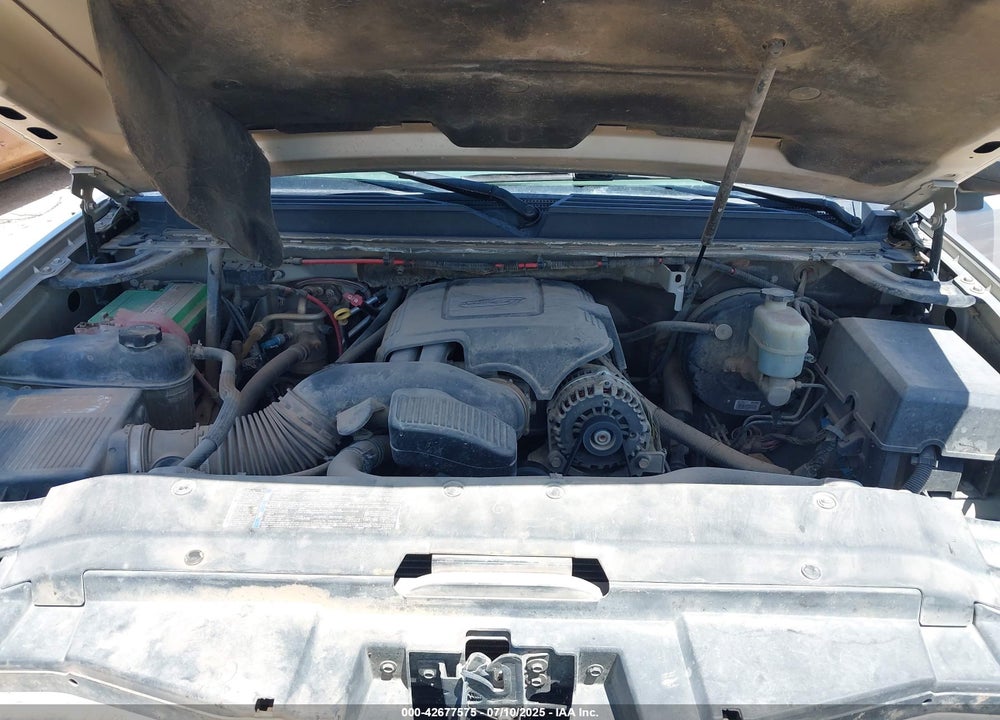 2008 CHEVROLET SUBURBAN 1500 LT VIN: 1GNFC16J18R119018