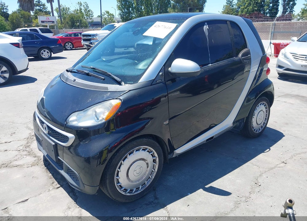 2013 SMART FORTWO VIN: WMEEJ3BA6DK676071