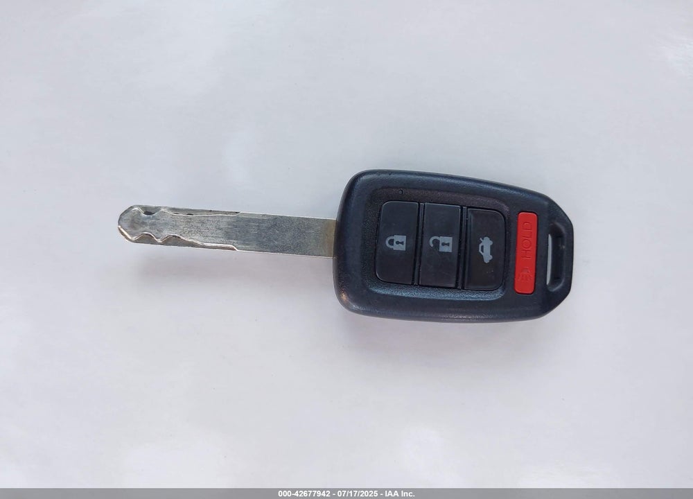 2017 HONDA CIVIC VIN: 19XFC2F5XHE080118