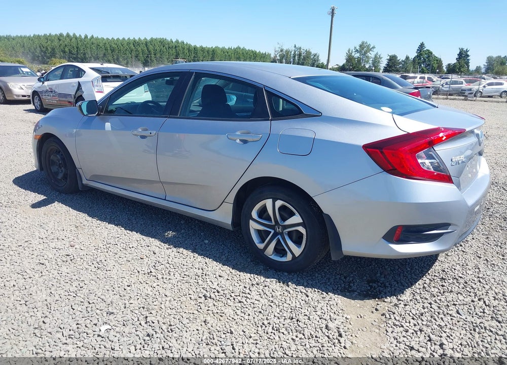 2017 HONDA CIVIC VIN: 19XFC2F5XHE080118
