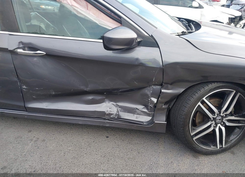 2017 HONDA ACCORD VIN: 1HGCR2F56HA248438