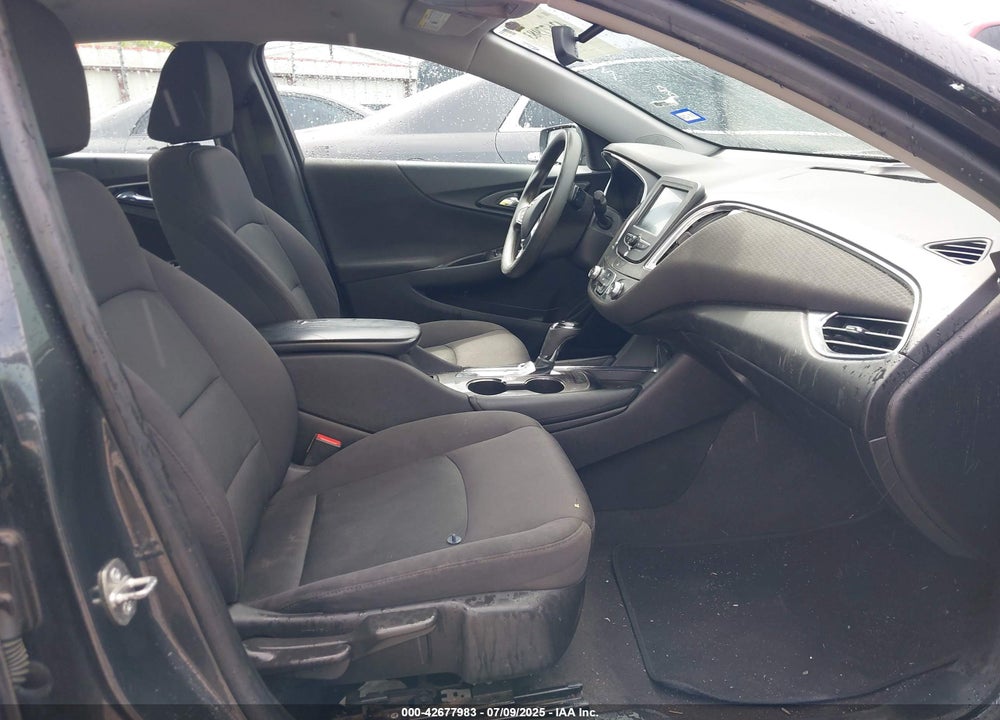 2017 CHEVROLET MALIBU VIN: 1G1ZE5ST1HF215840