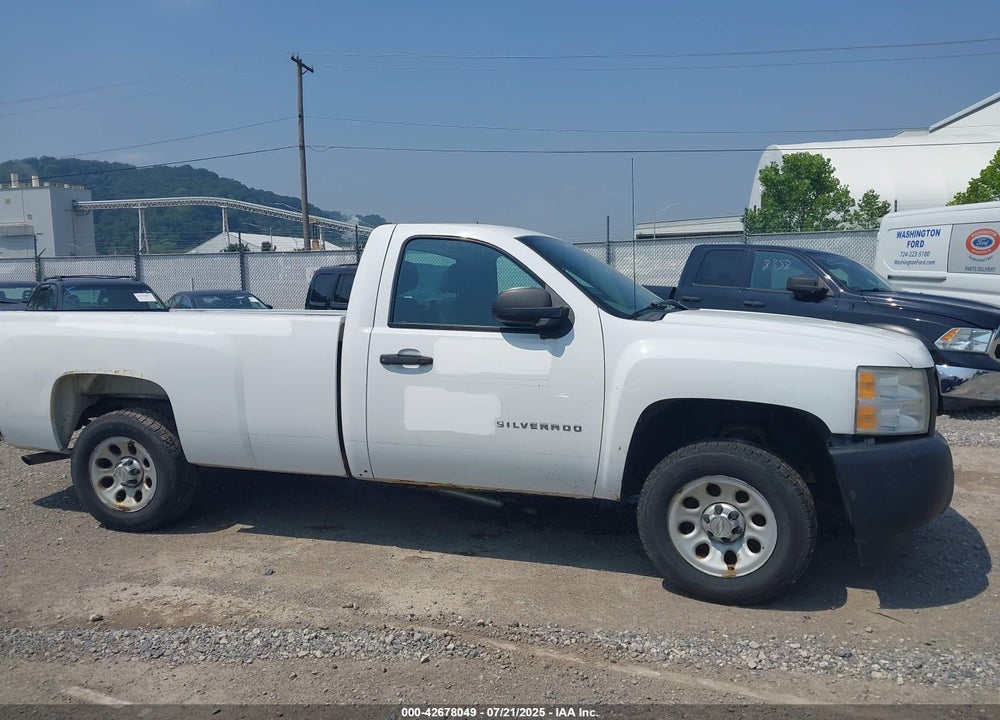 2011 CHEVROLET SILVERADO 1500 VIN: 1GCNCPEX6BZ464792
