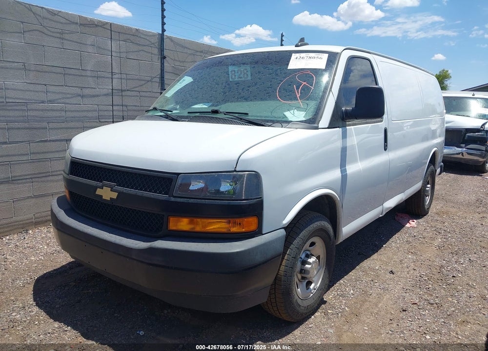 2021 CHEVROLET EXPRESS CARGO RWD 2500 REGULAR WHEELBASE WT VIN: 1GCWGAFP1M1235250