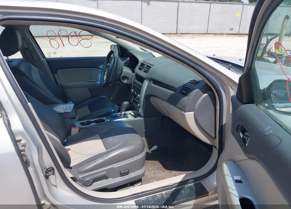 2010 MERCURY MILAN VIN: 3MEHM0CG0AR626311