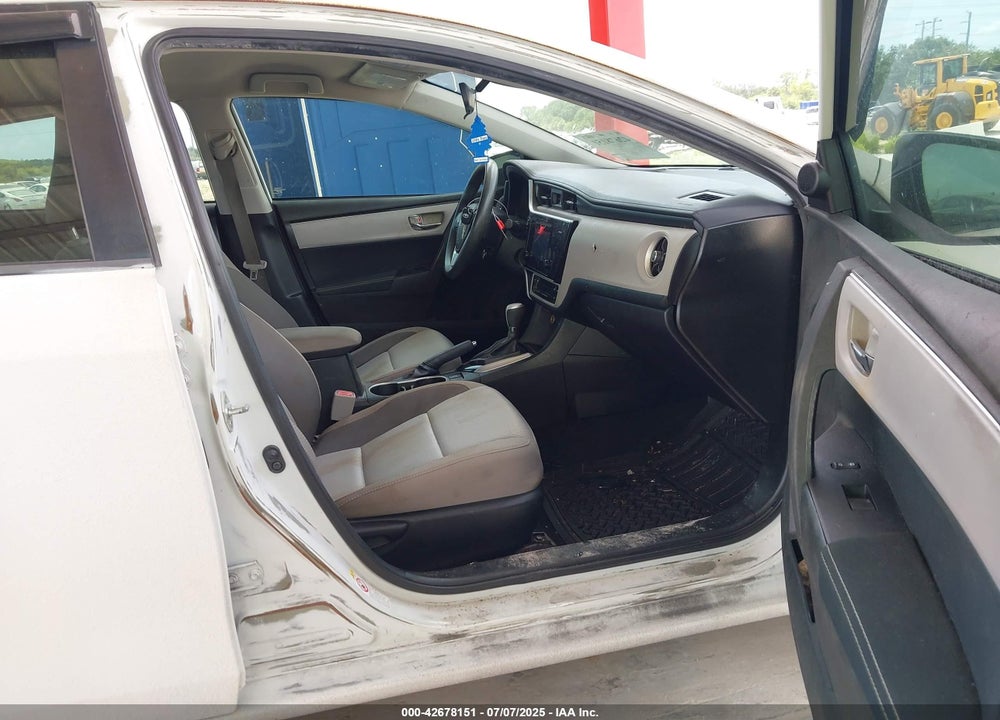 2017 TOYOTA COROLLA LE VIN: 5YFBURHE8HP588376