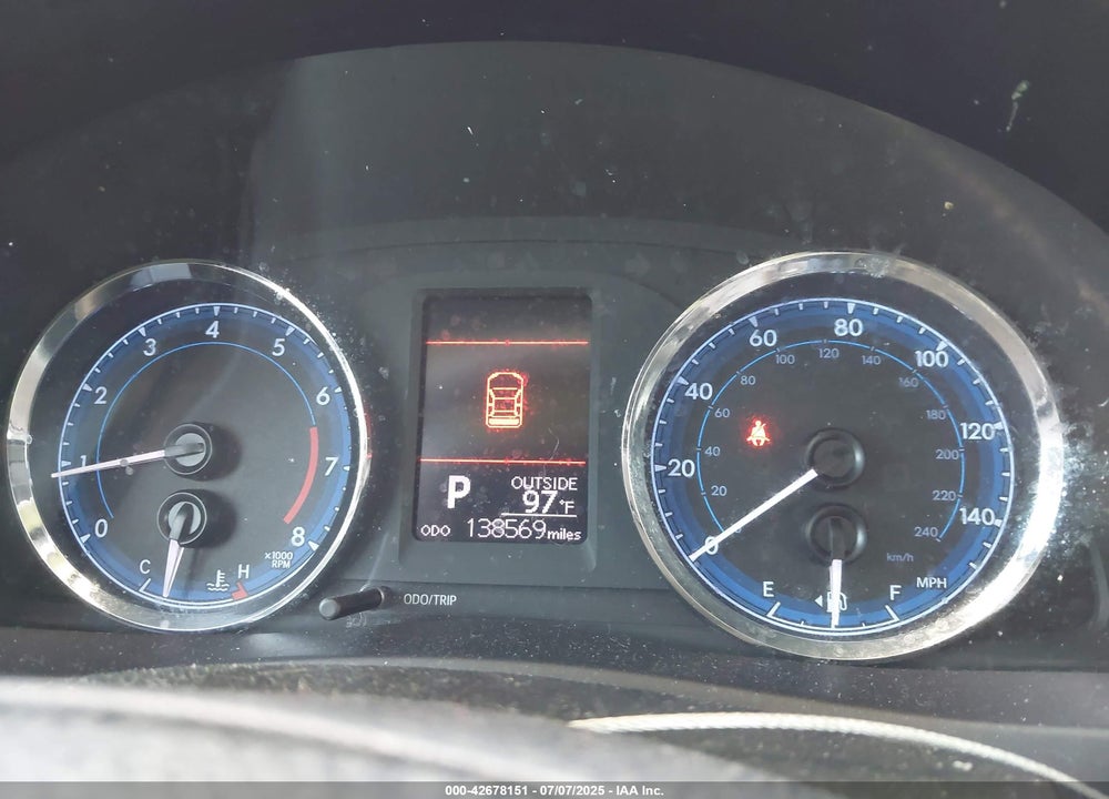2017 TOYOTA COROLLA LE VIN: 5YFBURHE8HP588376