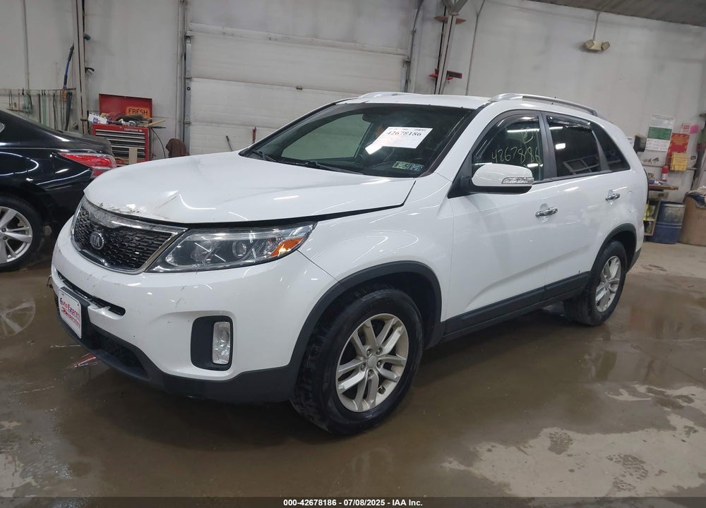 2015 KIA SORENTO VIN: 5XYKT4A69FG648322