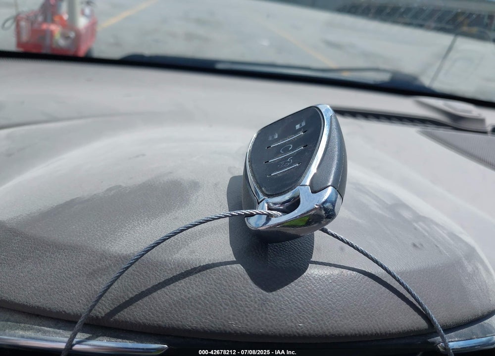 2019 CHEVROLET MALIBU VIN: 1G1ZE5SX8KF171197