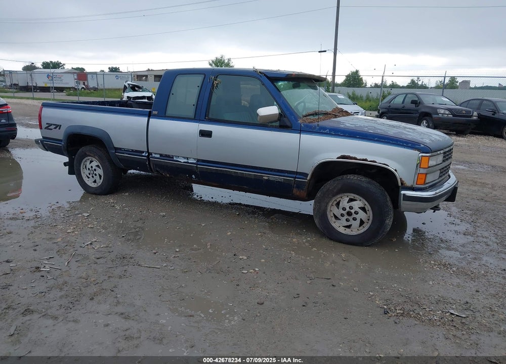 1993 CHEVROLET GMT-400 K1500 VIN: 2GCEK19K0P1230792