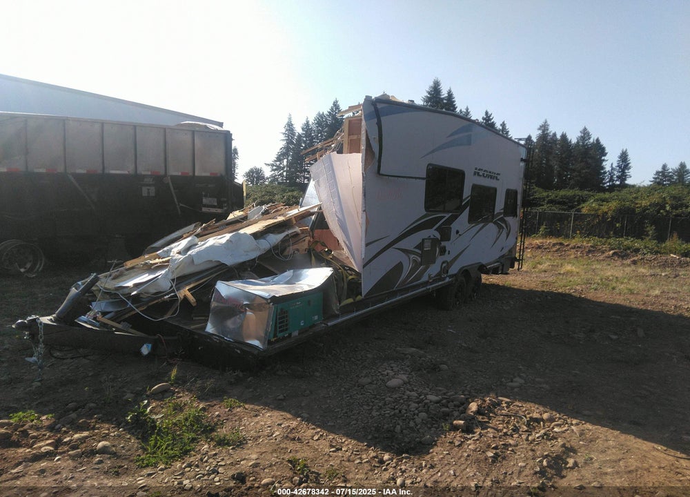 2018 ECLIPSE OTHER VIN: 5LZBE2528JR015118