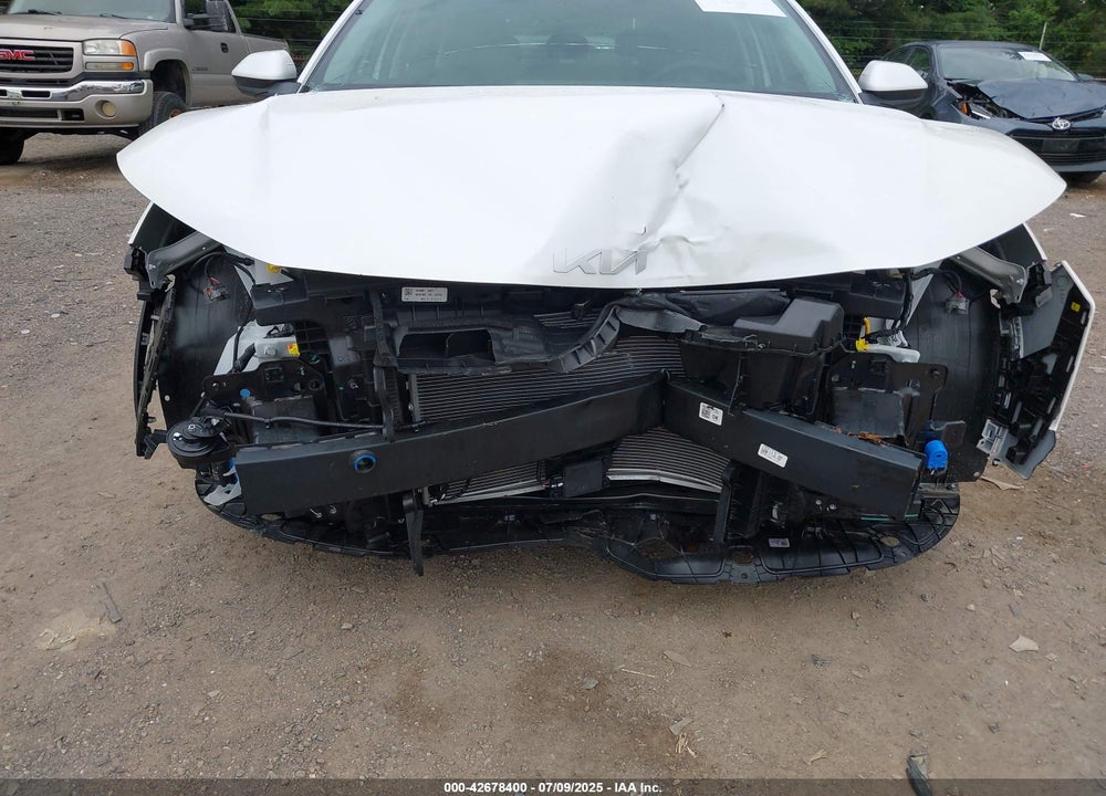 2025 KIA K4 EX VIN: 3KPFU4DE1SE143755