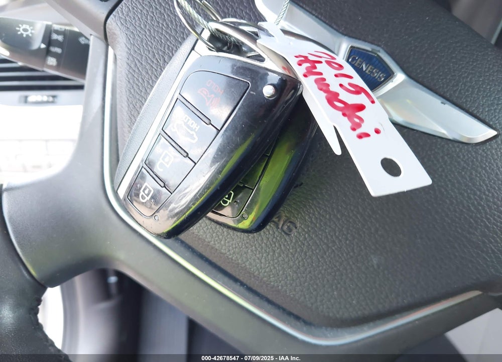 2015 HYUNDAI GENESIS VIN: KMHGN4JE3FU074561