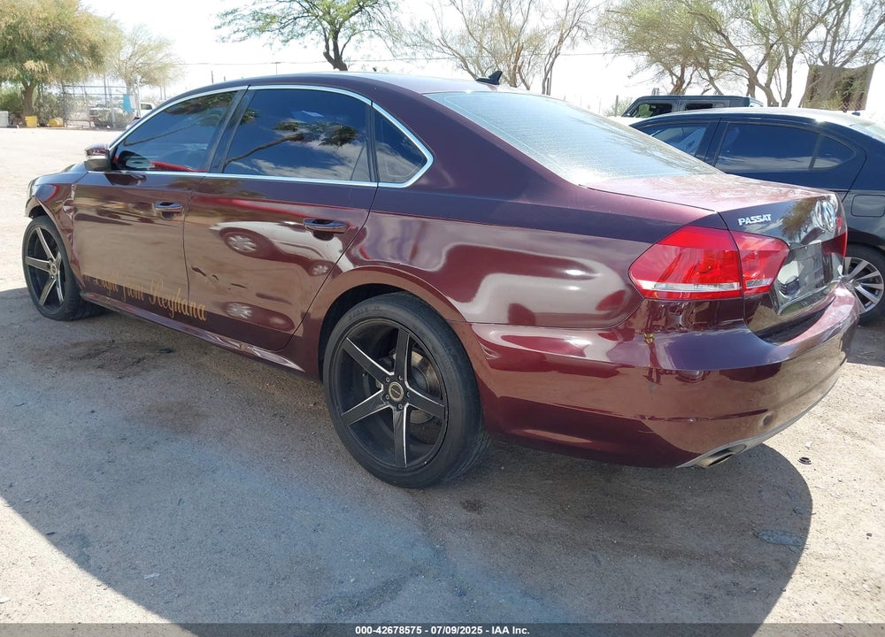 2013 VOLKSWAGEN PASSAT 2.5L SE VIN: 1VWBP7A39DC057210