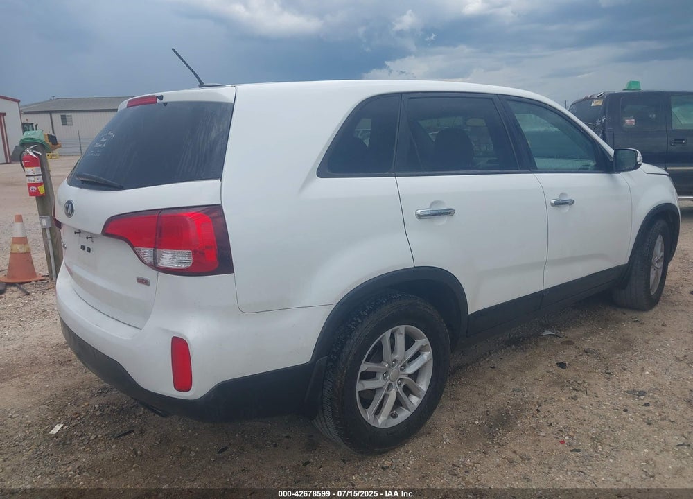 2014 KIA SORENTO VIN: 5XYKT3A67EG534098