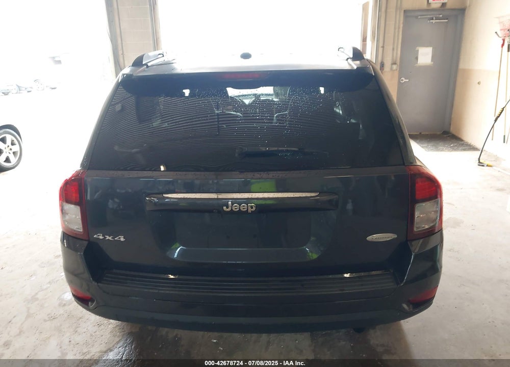 2016 JEEP COMPASS VIN: 1C4NJDEB0GD587341