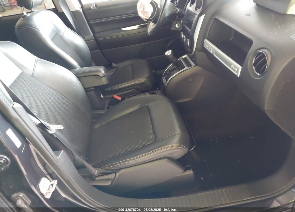 2016 JEEP COMPASS VIN: 1C4NJDEB0GD587341