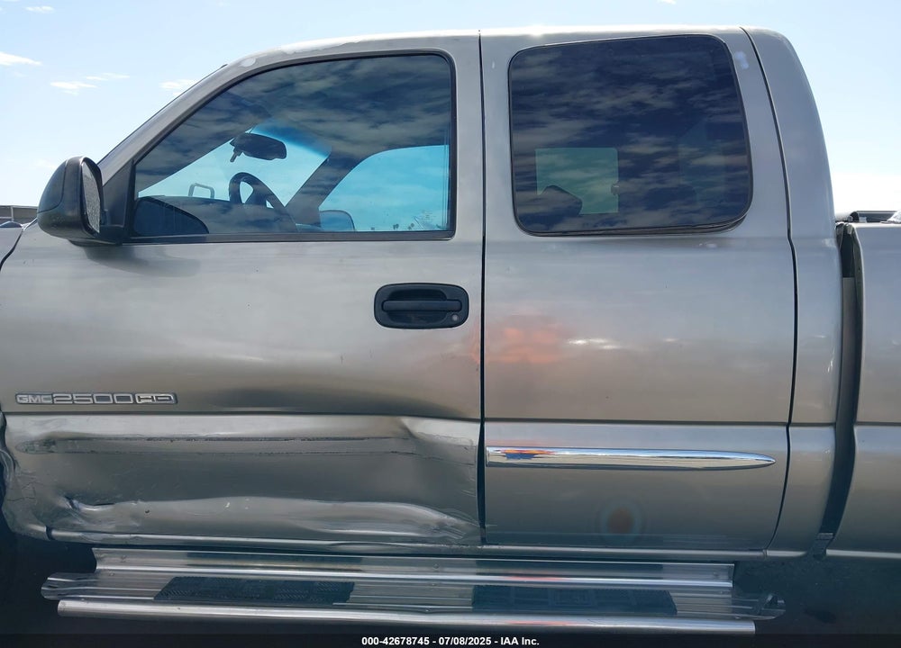 2003 GMC SIERRA 2500HD SLE VIN: 1GTHC29G13E105238