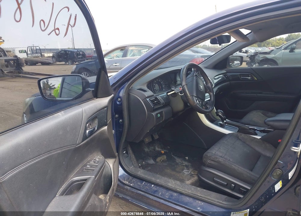 2013 HONDA ACCORD VIN: 1HGCR2F51DA092738