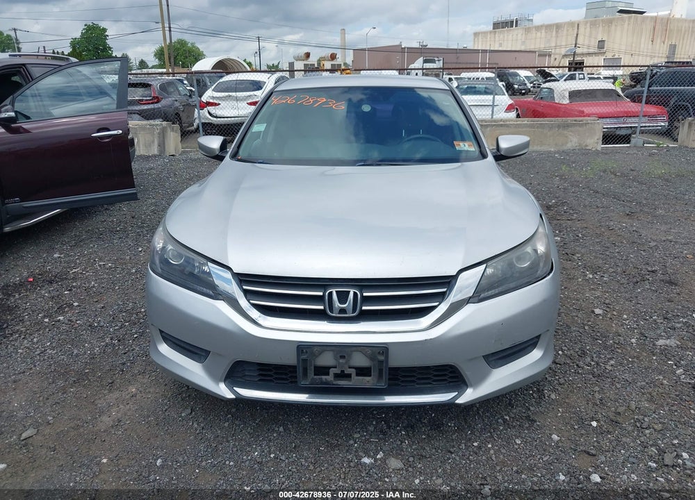 2015 HONDA ACCORD VIN: 1HGCR2F30FA106226