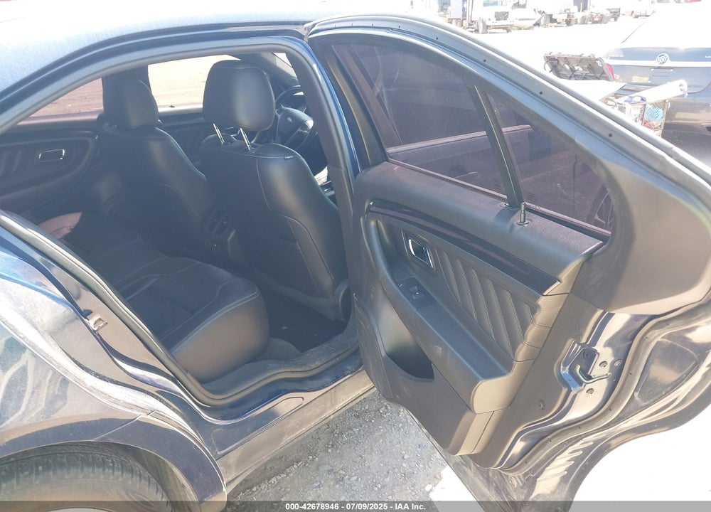 2017 FORD TAURUS VIN: 1FAHP2KT9HG132085